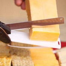 Load image into Gallery viewer, Stainless Steel Kitchen Scissors 2 in 1 Cutting Board